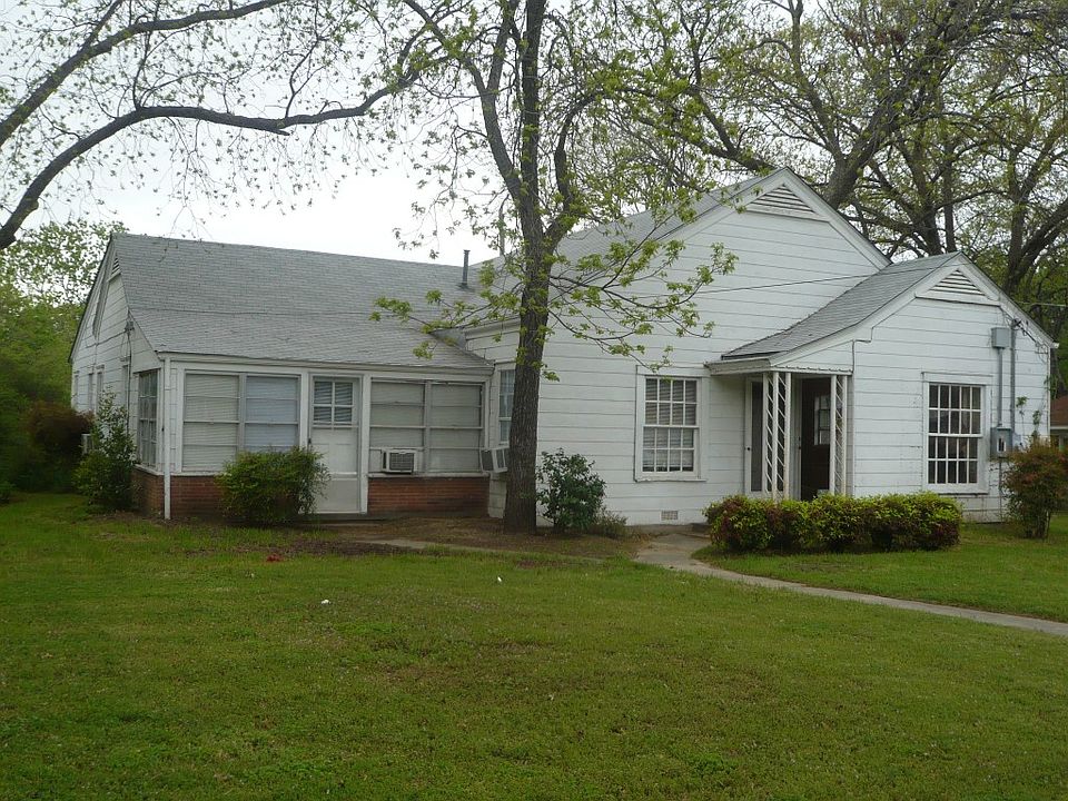 1st image of 315 Marietta St