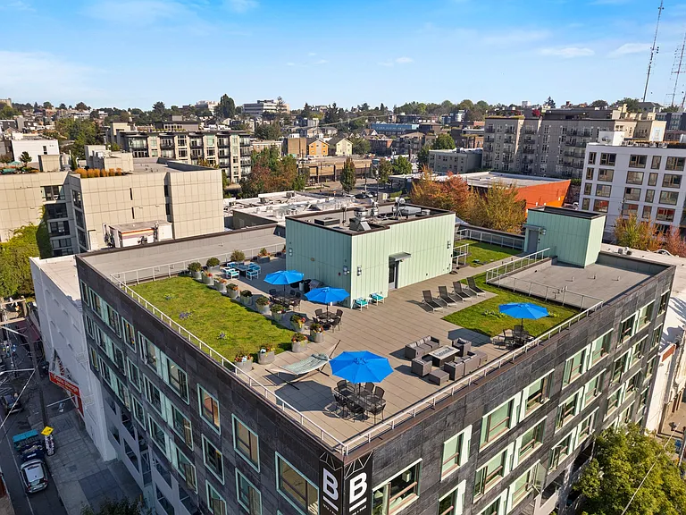 Beryl Apartments — Photo 6