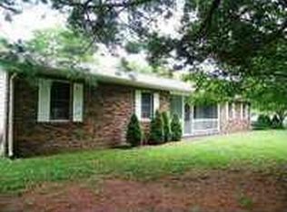 4640 W Woodland Dr, Bloomington, IN