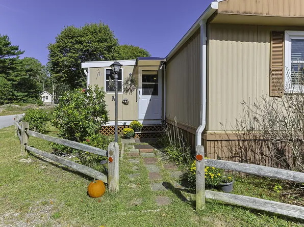 2 5th Avenue #2, Bourne, MA 02532