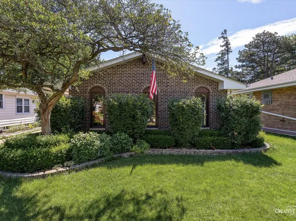 205 S Lodge Ln, Lombard, IL 60148