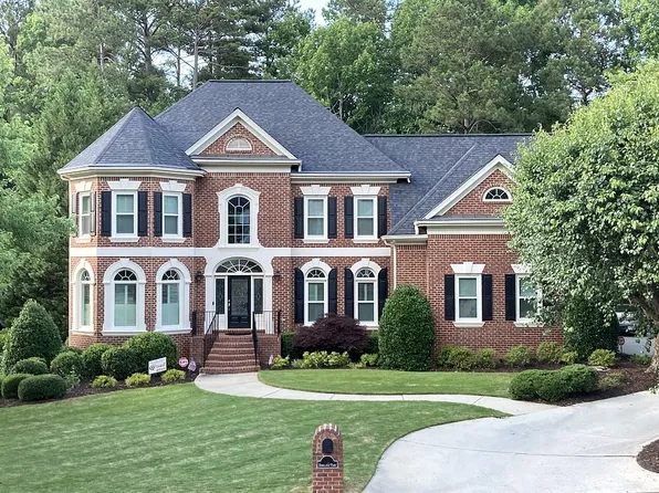 925 Bishopswood Pl, Johns Creek, GA 30022