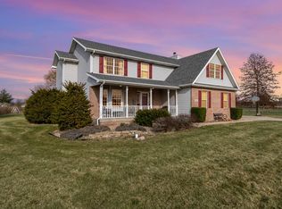 10262 Cass St, Winfield, IN 46307