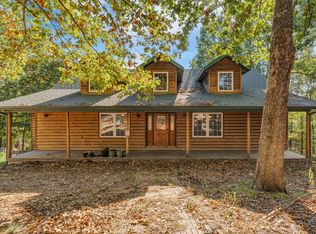 1549 Elm Springs Rd, Aurora, MO 65605