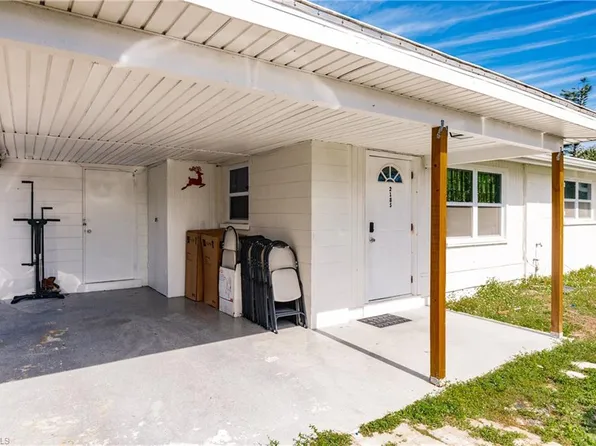 2185 Barry DR, FORT MYERS, FL 33907