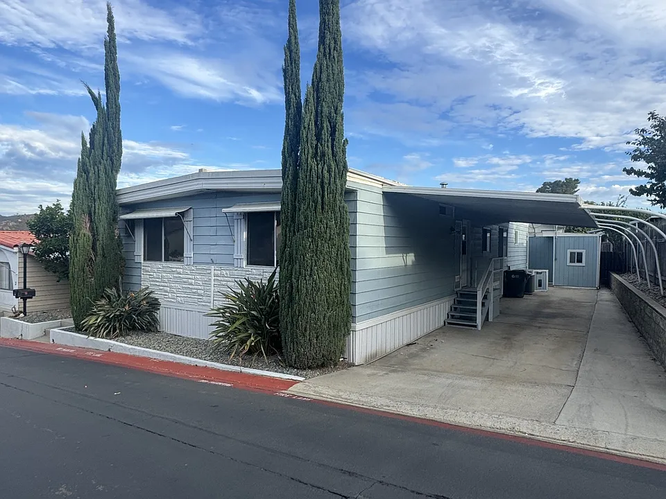 1750 W Citracado Pkwy W #2