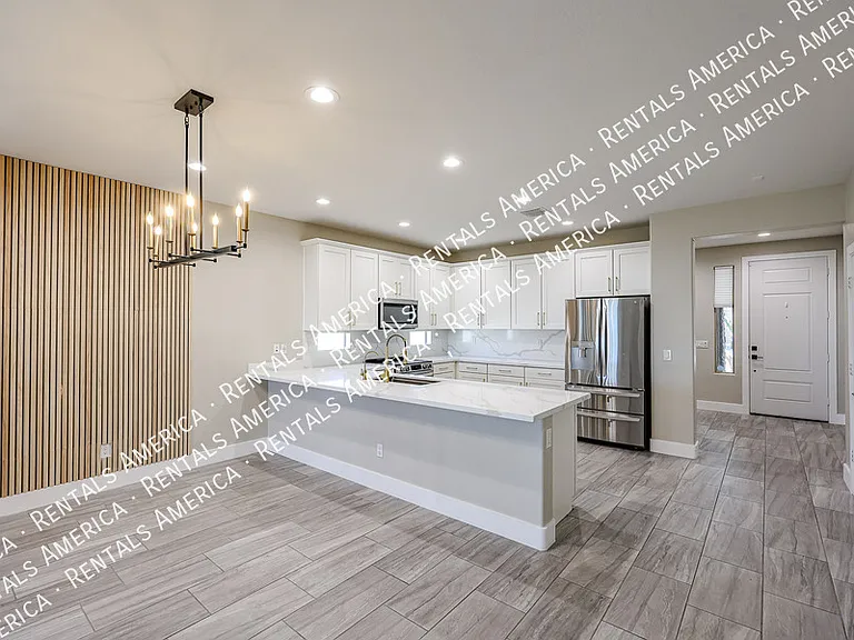 7855 W Rock Springs Dr — Photo 18