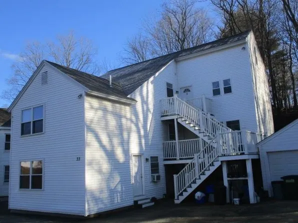 27 Exeter Road, Newmarket, NH 03857