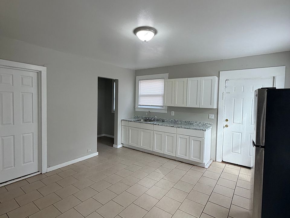 1st image of 317 Bassett St #1A