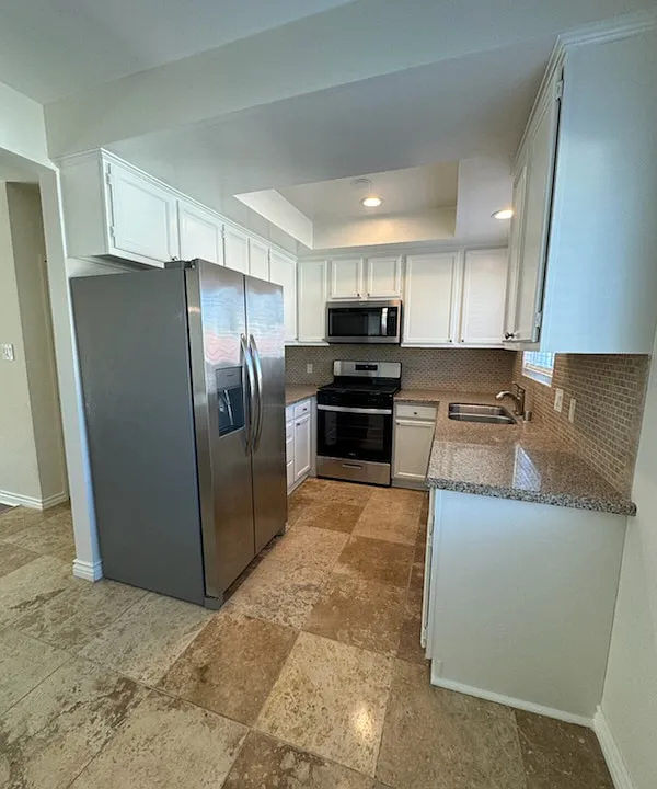 Fridge from photo not currently installed.