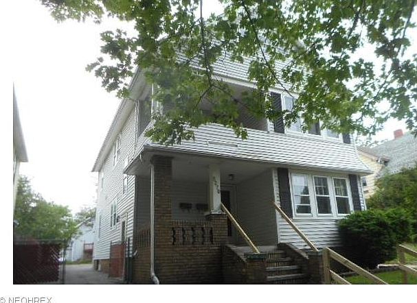 1st image of 3270 W 123rd St