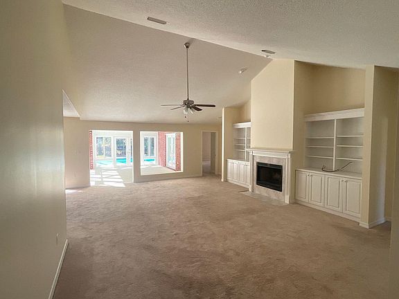 3rd image of 2707 Pebble Beach Dr