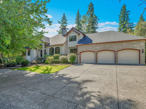 16922 SE Wooded Heights Dr, Happy Valley, OR 97086