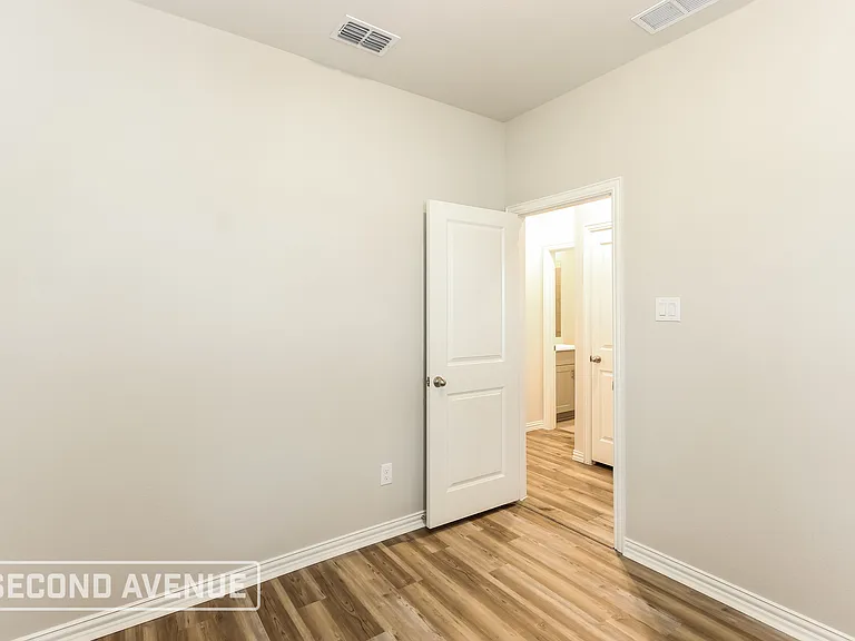 1431 Rolling Fox Dr — Photo 18
