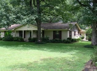 96 Rawls Springs Rd, Hattiesburg, MS 39402