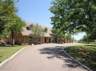 2 Cambridge Rd, Amarillo, TX 79124