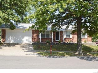 10521 Boylston Dr, Saint Ann, MO