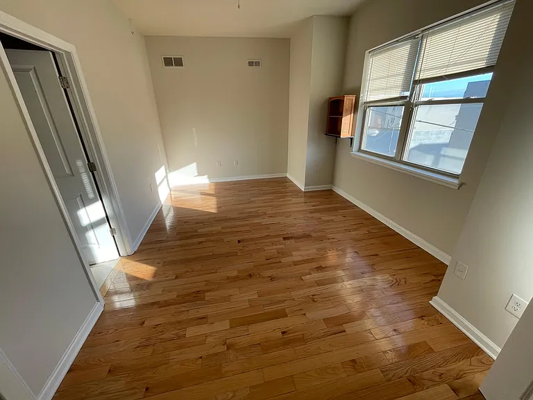 408 N Wiota St #2 — Photo 16