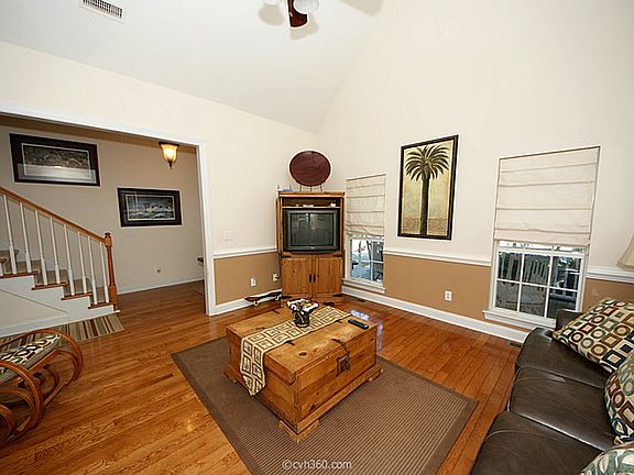 3rd image of 106 White Pine Way