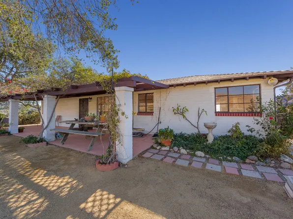 8701 Hillrose St, Sunland, CA 91040