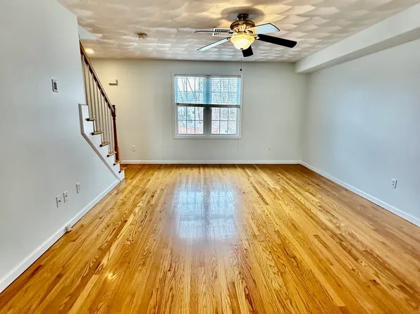 20 Dorothy Ave #2, Providence, RI 02904