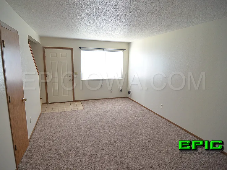 2810 Cory Ct SW #2 — Photo 4