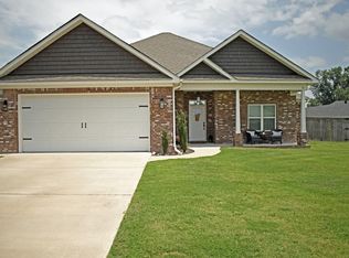 11 Sunny Dr, Morrilton, AR 72110