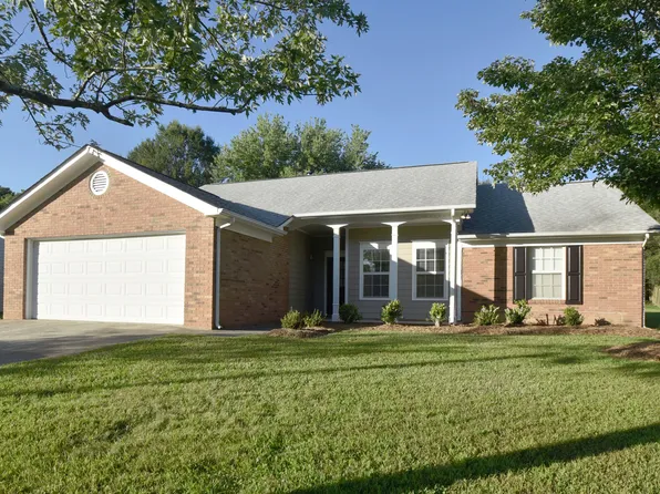 8219 Brynmar Dr, Charlotte, NC 28270