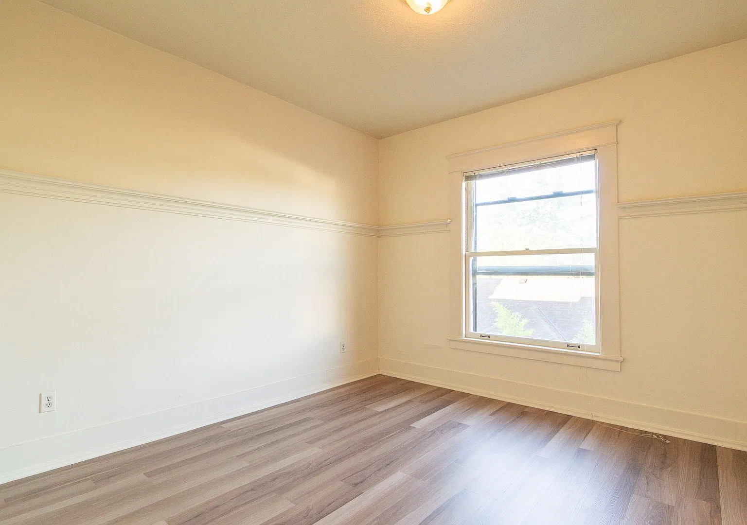 Union Manor — Photo 3
