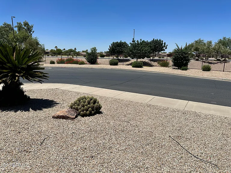 3352 E Cherry Hills Pl — Photo 4
