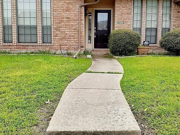 2nd image of 2326 Bent Bow Dr
