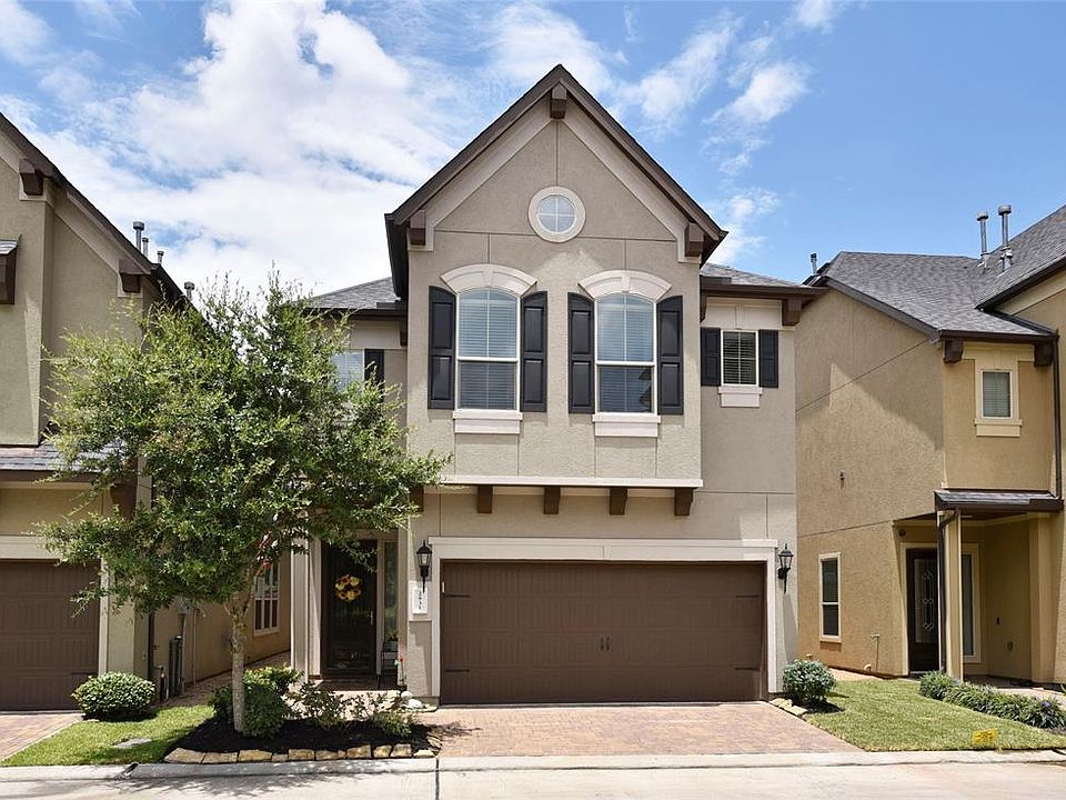 1st image of 2831 Shadow Woods Ct