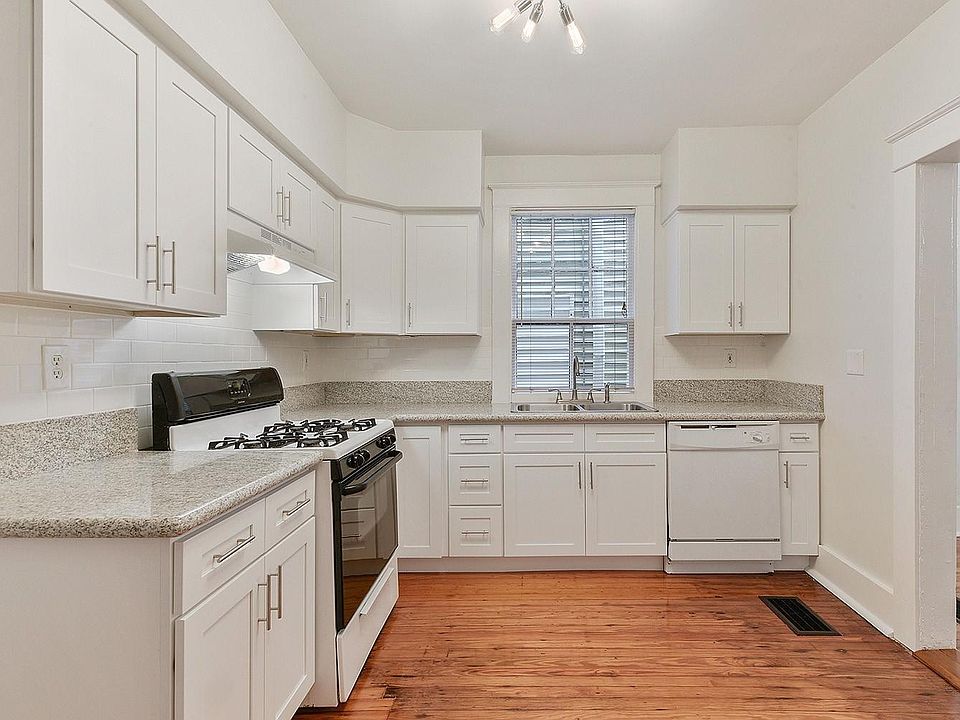 1st image of 2117 Burdette St #1
