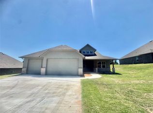 151 Canyon Creek Ln, Guthrie, OK 73044