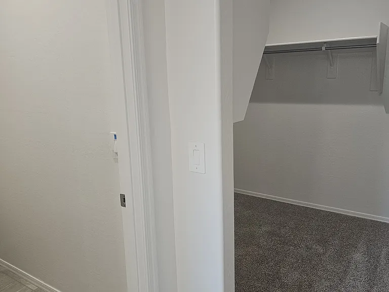 1584 E Currier Dr — Photo 11