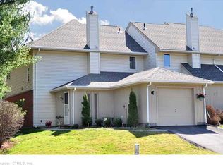 181 W Bass Ln, Suffield, CT 06078