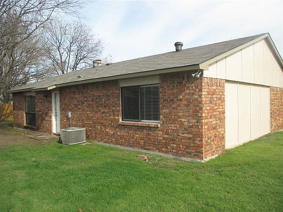 5th image of 7536 Marlinda Cir