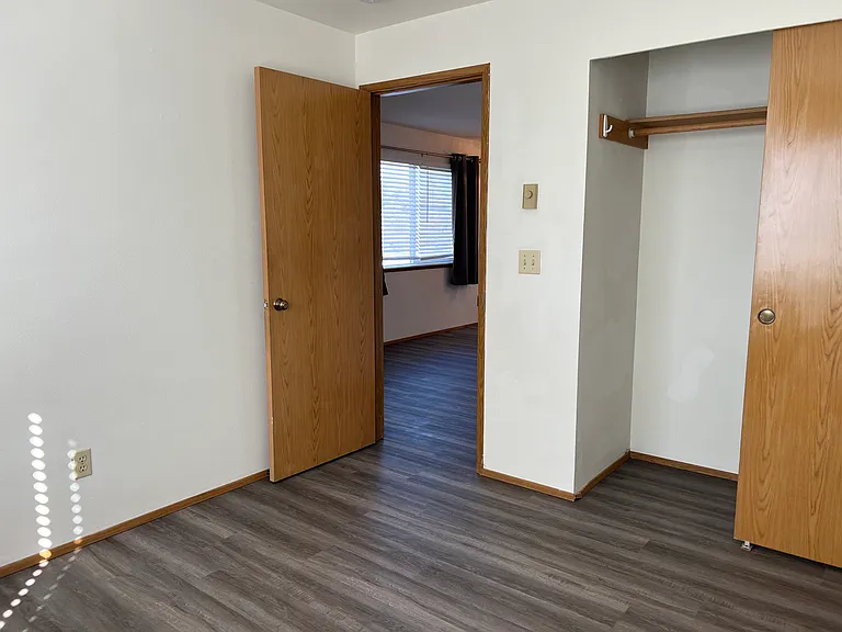 4550 7th Ave NE #301 — Photo 4