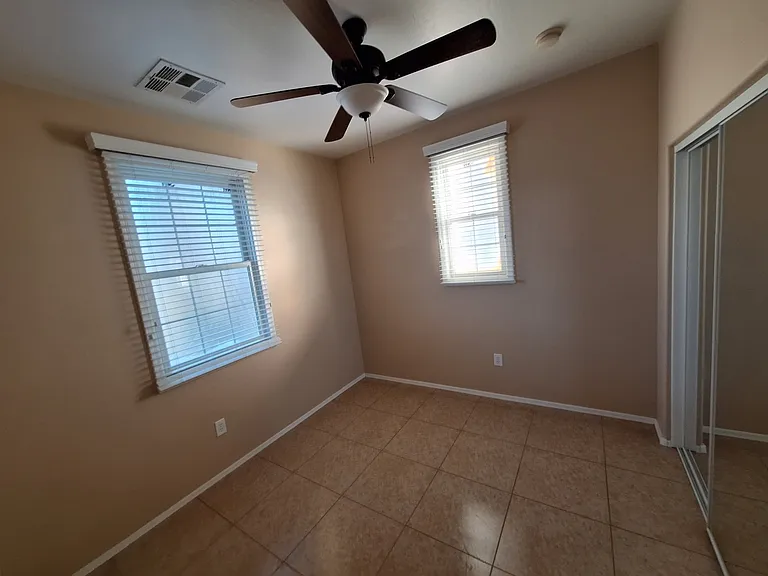 2771 S Pewter Dr #102 — Photo 10