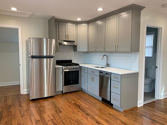2nd image of 5 Sycamore Ave
