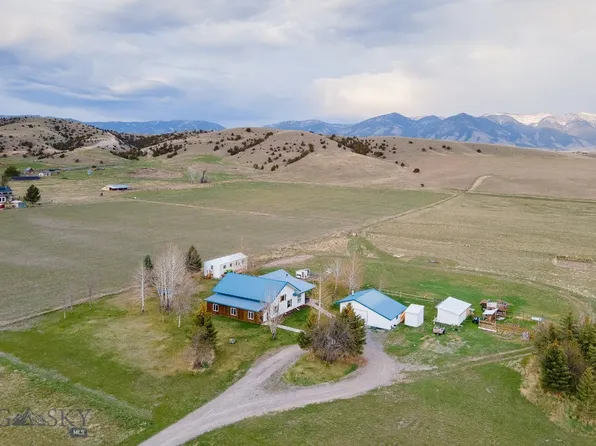 9150 Dry Creek Rd, Belgrade, MT 59714