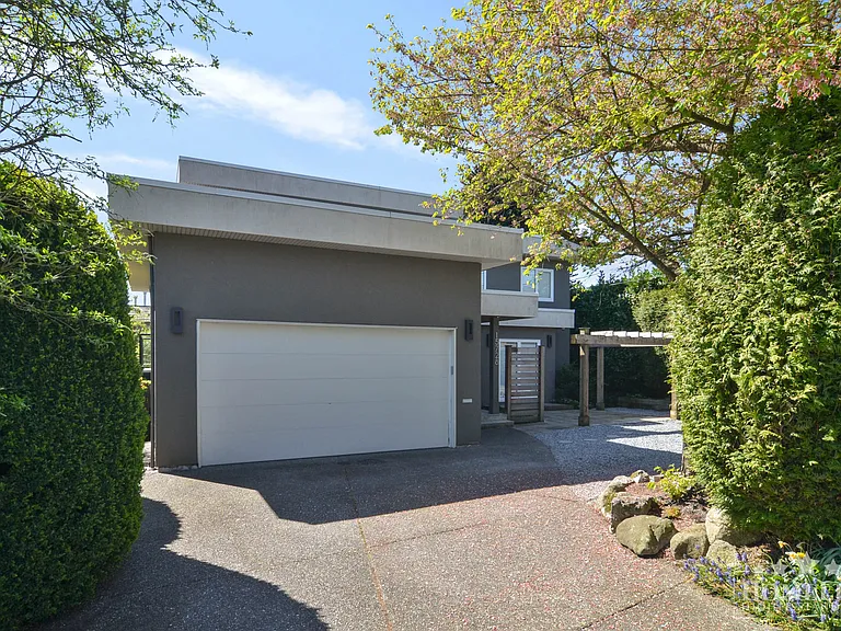 15728 Buena Vista Ave #HOUSE — Photo 2