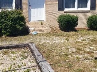 116 Calvin St #B, Spring Lake, NC 28390