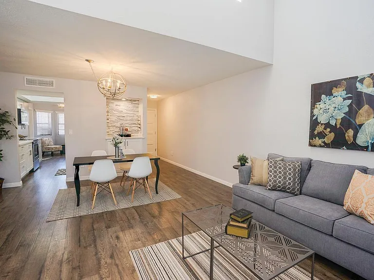 5998 N 78th St #218 — Photo 4