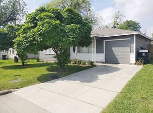 5713 Elysian St, Houston, TX 77009