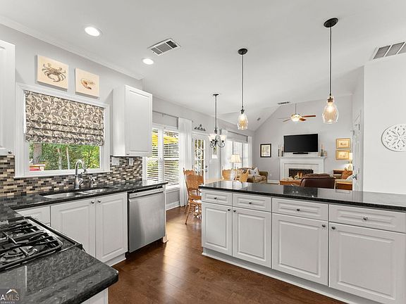 2nd image of 1475 Chadwick Ridge Ct