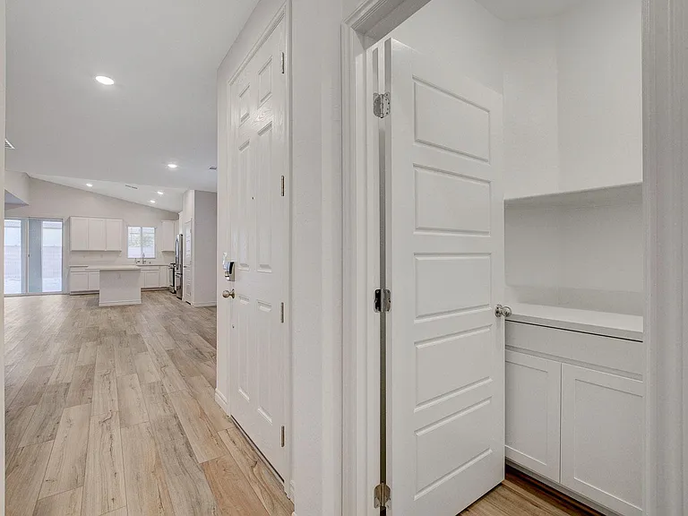 4348 Outlook Vista Ave — Photo 40