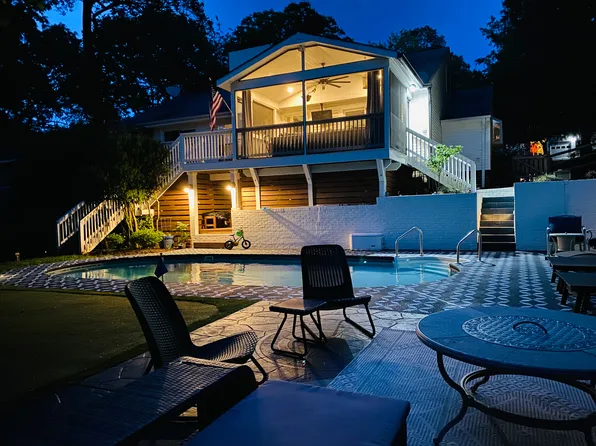 9220 Fairway Ridge Rd, Charlotte, NC 28277