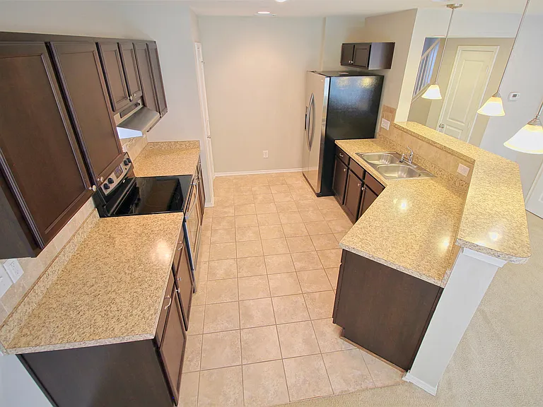 705 Keystone Park Dr #67 — Photo 3