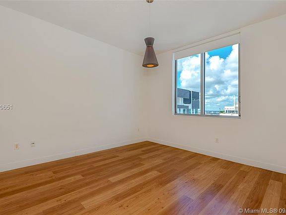 5th image of 1060 Brickell Ave APT 4309E